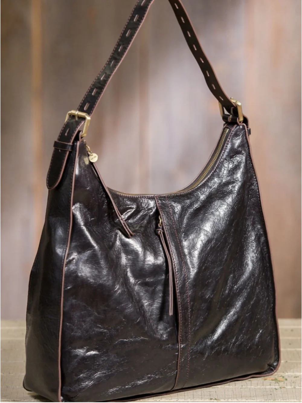 Hobo International Classic Shoulder Handbag Black Brown Lined Leather